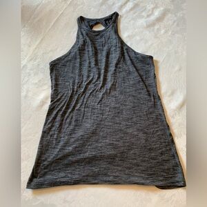Lululemon Tank Top S/M Heather Gray, Twisted Back Straps With Open Back.